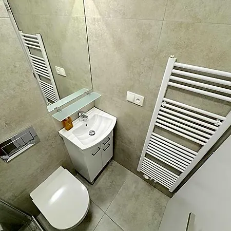 Krasny - 3 V Blizkosti Centra *